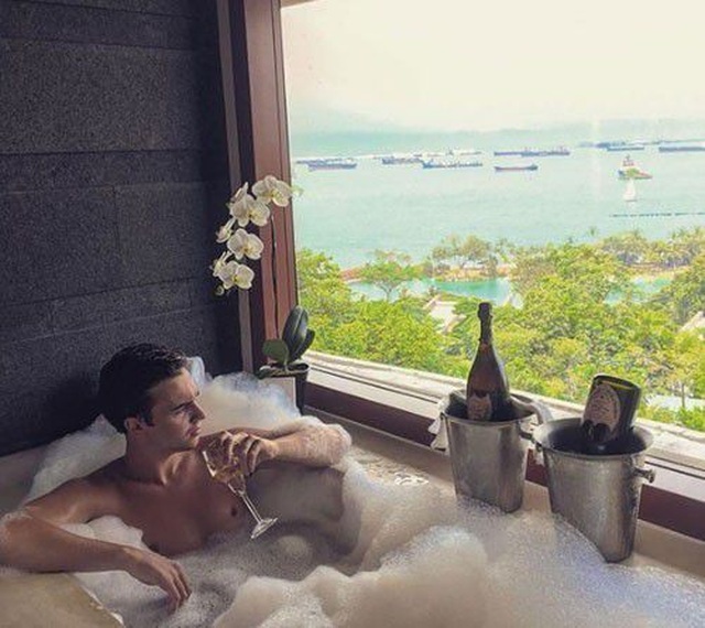 Mùa hè đốt tiền của hội con nhà giàu - 7 Mùa hè đốt tiền của hội con nhà giàu - 7