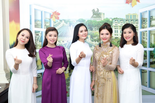 Lương Nguyệt Anh diện áo dài trắng tinh khôi hát mừng sinh nhật Bác - 5 Lương Nguyệt Anh diện áo dài trắng tinh khôi hát mừng sinh nhật Bác - 5