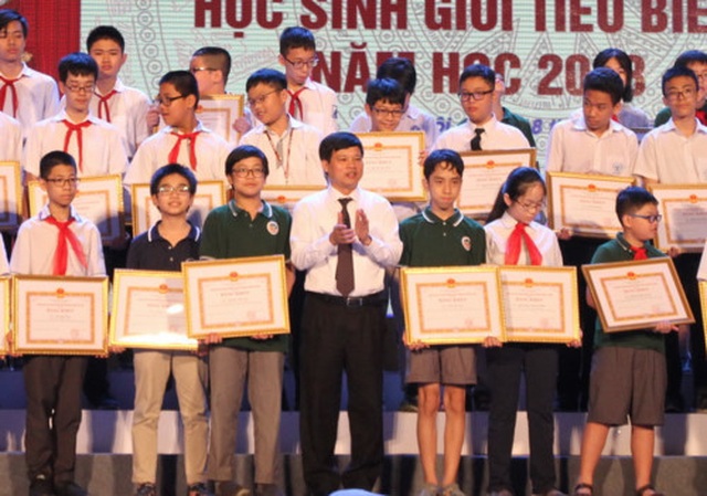 Những bông hoa đẹp “Cháu ngoan Bác Hồ” của ngành giáo dục thủ đô - 1 Những bông hoa đẹp “Cháu ngoan Bác Hồ” của ngành giáo dục thủ đô - 1