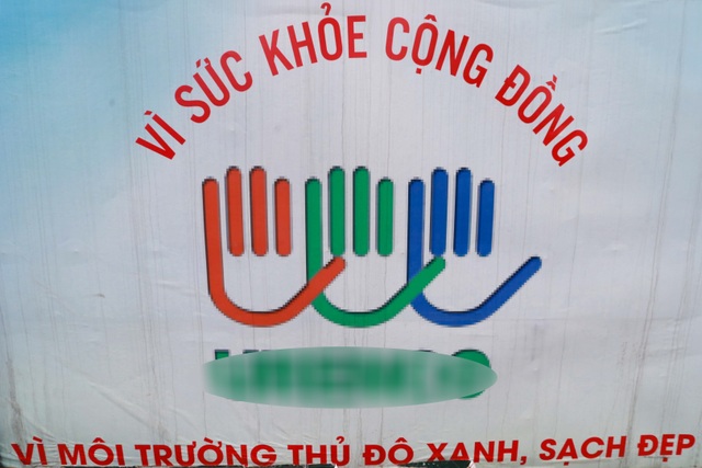 Hà Nội: Trang bị nhà ở di động cho xe đẩy rác trên nhiều tuyến phố - 12 Hà Nội: Trang bị nhà ở di động cho xe đẩy rác trên nhiều tuyến phố - 12