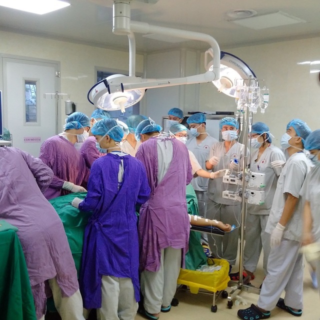 Nam thanh niên vỡ tim, phun máu xối xả vì vỡ túi khí sau tai nạn - 1 Nam thanh niên vỡ tim, phun máu xối xả vì vỡ túi khí sau tai nạn - 1