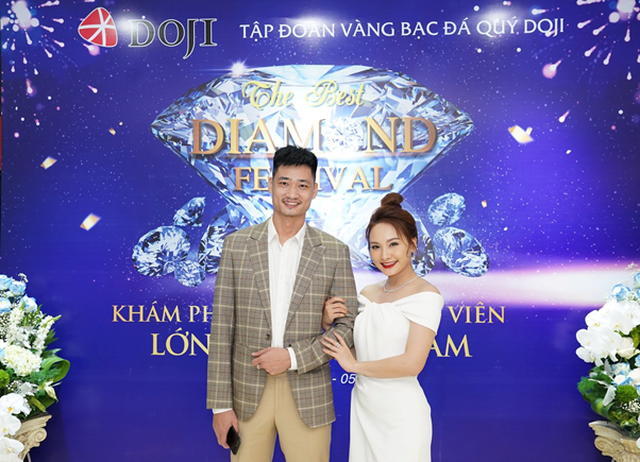 Đan Lê, Bảo Thanh sang chảnh dự sự kiện The Best Diamond Festival của DOJI - 1 Đan Lê, Bảo Thanh sang chảnh dự sự kiện The Best Diamond Festival của DOJI - 1