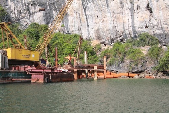 Chưa có đánh giá tác động môi trường, BQL Vịnh Hạ Long vẫn rầm rộ thi công tại vùng lõi di sản - 2 Chưa có đánh giá tác động môi trường, BQL Vịnh Hạ Long vẫn rầm rộ thi công tại vùng lõi di sản - 2