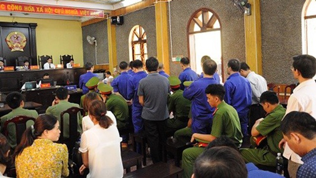 Xét xử 17 nguyên cán bộ, lãnh đạo liên quan sai phạm tại thuỷ điện Sơn La - 1 Xét xử 17 nguyên cán bộ, lãnh đạo liên quan sai phạm tại thuỷ điện Sơn La - 1