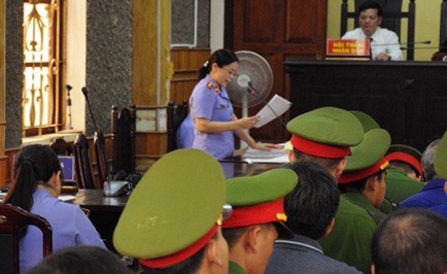 Xét xử 17 nguyên cán bộ, lãnh đạo liên quan sai phạm tại thuỷ điện Sơn La - 2 Xét xử 17 nguyên cán bộ, lãnh đạo liên quan sai phạm tại thuỷ điện Sơn La - 2