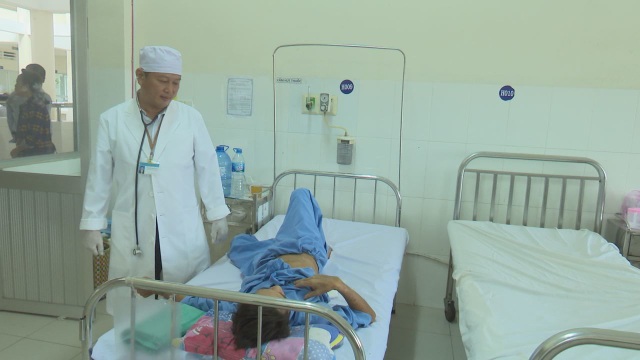 Suýt mất mạng vì ngậm tăm xỉa răng đi ngủ - 1 Suýt mất mạng vì ngậm tăm xỉa răng đi ngủ - 1