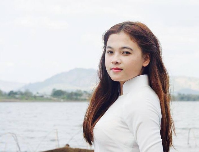 Cô gái mắc bệnh ung thư và hành trình 10 năm đi tìm bục giảng - 1 Cô gái mắc bệnh ung thư và hành trình 10 năm đi tìm bục giảng - 1