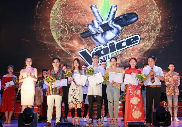 Nữ sinh Công nghệ thông tin đăng quang “Giọng hát hay sinh viên HaUI 2019” - 6 Nữ sinh Công nghệ thông tin đăng quang “Giọng hát hay sinh viên HaUI 2019” - 6