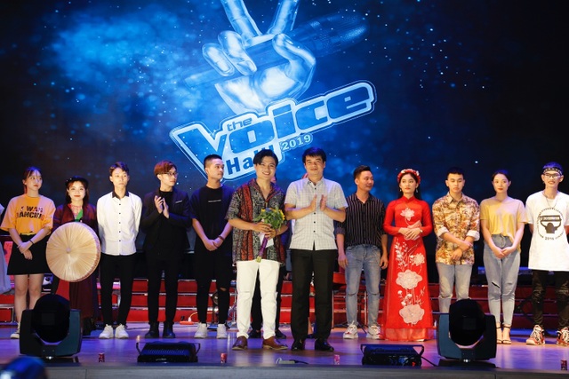 Nữ sinh Công nghệ thông tin đăng quang “Giọng hát hay sinh viên HaUI 2019” - 8 Nữ sinh Công nghệ thông tin đăng quang “Giọng hát hay sinh viên HaUI 2019” - 8