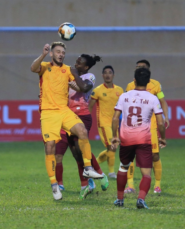 Thắng Sài Gòn FC phút cuối, CLB Thanh Hoá bất bại 6 trận liên tiếp Thắng Sài Gòn FC phút cuối, CLB Thanh Hoá bất bại 6 trận liên tiếp