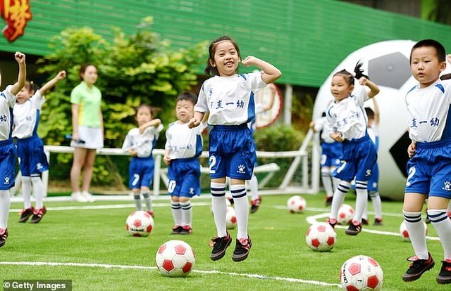 Trung Quốc dốc sức đào tạo trẻ em để thực hiện mộng vàng World Cup? - 1 Trung Quốc dốc sức đào tạo trẻ em để thực hiện mộng vàng World Cup? - 1