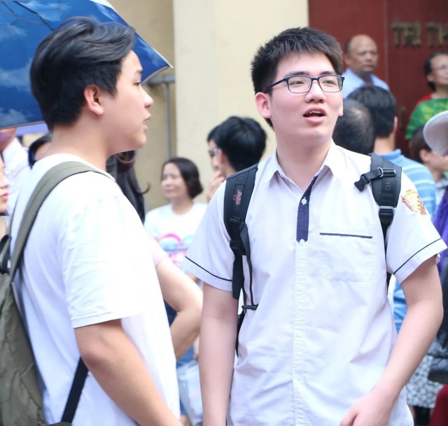 Đề thi Sinh học vào lớp 10 THPT chuyên KHTN dài, phân hóa cao - 1 Đề thi Sinh học vào lớp 10 THPT chuyên KHTN dài, phân hóa cao - 1