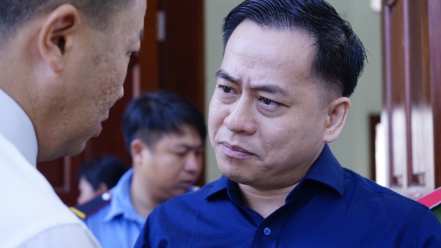 Vũ “nhôm” khai mình có 3 tên, 2 quốc tịch - 6 Vũ “nhôm” khai mình có 3 tên, 2 quốc tịch - 6
