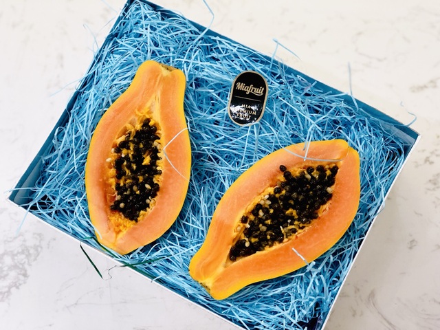 Quả đu đủ nhỏ như hàng thứ phẩm nhưng giá chát 1 triệu đồng/kg - 2 Quả đu đủ nhỏ như hàng thứ phẩm nhưng giá chát 1 triệu đồng/kg - 2