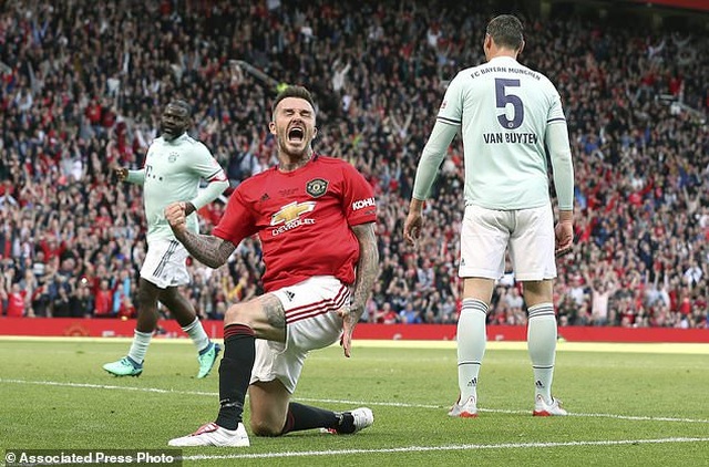 Ở tuổi 44, Beckham vẫn tạt bóng “ngọt lịm”, làm say lòng người - 5 Ở tuổi 44, Beckham vẫn tạt bóng “ngọt lịm”, làm say lòng người - 5
