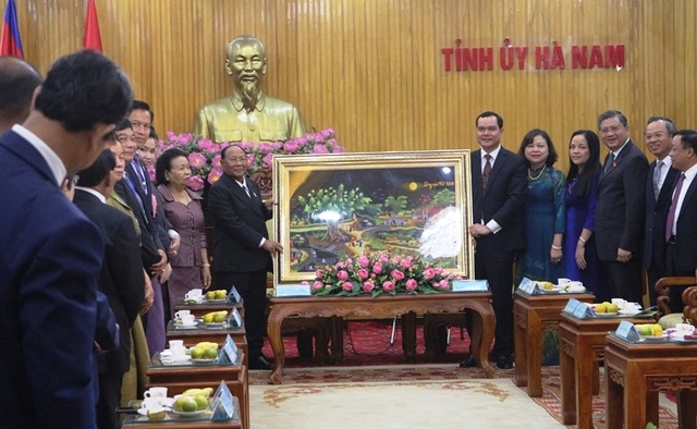 Chủ tịch Quốc hội Vương quốc Campuchia thăm và làm việc tại Hà Nam - 1 Chủ tịch Quốc hội Vương quốc Campuchia thăm và làm việc tại Hà Nam - 1