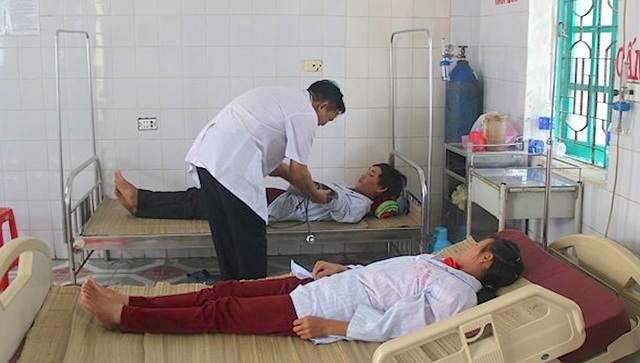 Nghệ An: Hai vợ chồng thoát chết hy hữu khi bị sét đánh - 1 Nghệ An: Hai vợ chồng thoát chết hy hữu khi bị sét đánh - 1