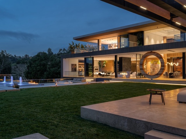 Bên trong biệt thự xa hoa mới mua đắt giá nhất Los Angeles của tỷ phú giấu tên người Ả Rập - 6 Bên trong biệt thự xa hoa mới mua đắt giá nhất Los Angeles của tỷ phú giấu tên người Ả Rập - 6