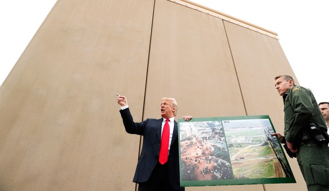 Ông Trump bất ngờ đánh thuế Mexico để giải quyết khủng hoảng nhập cư - 1