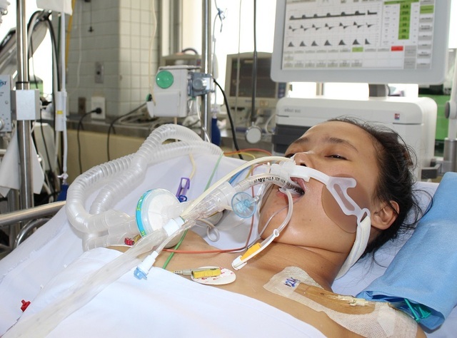 Cần gấp 300 triệu đồng cứu người phụ nữ tính mạng như ngọn đèn trước gió - 4 Cần gấp 300 triệu đồng cứu người phụ nữ tính mạng như ngọn đèn trước gió - 4