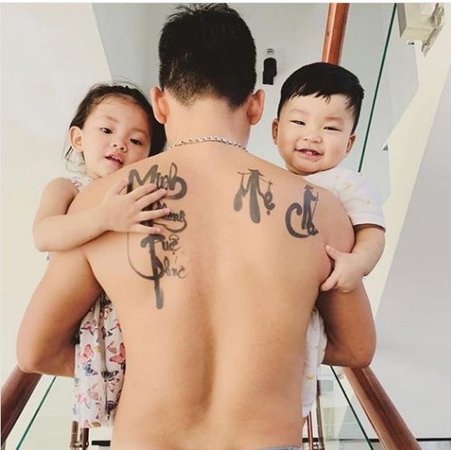 Khoảnh khắc đáng nhớ của sao Việt bên con trong ngày 1/6 - 3 Khoảnh khắc đáng nhớ của sao Việt bên con trong ngày 1/6 - 3