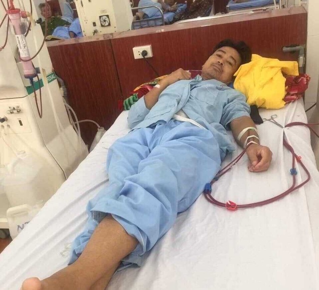 Rơi nước mắt cảnh người đàn ông cận kề cái chết vẫn đau đáu lo cho các con - 1 Rơi nước mắt cảnh người đàn ông cận kề cái chết vẫn đau đáu lo cho các con - 1