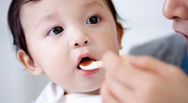 Trẻ biếng ăn, chậm tăng cân? Cảnh báo những sai lầm của cha mẹ - 2 Trẻ biếng ăn, chậm tăng cân? Cảnh báo những sai lầm của cha mẹ - 2