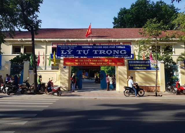 Hôm nay, hơn 13.500 học sinh Khánh Hòa thi vào lớp 10 THPT công lập - 2 Hôm nay, hơn 13.500 học sinh Khánh Hòa thi vào lớp 10 THPT công lập - 2