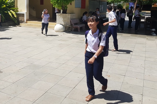 Tuyển sinh lớp 10 Khánh Hòa: Đề Văn hỏi về việc phát triển trí tuệ - 1 Tuyển sinh lớp 10 Khánh Hòa: Đề Văn hỏi về việc phát triển trí tuệ - 1