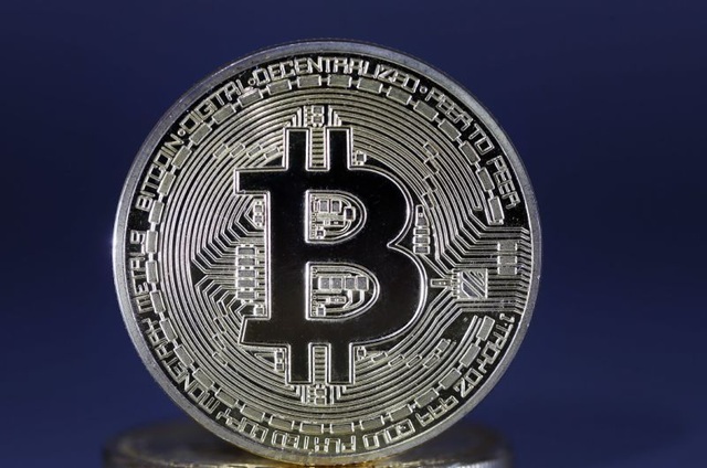 Bitcoin bất ngờ quay đầu giảm “sấp mặt”, nhà đầu tư lo lắng - 1 Bitcoin bất ngờ quay đầu giảm “sấp mặt”, nhà đầu tư lo lắng - 1