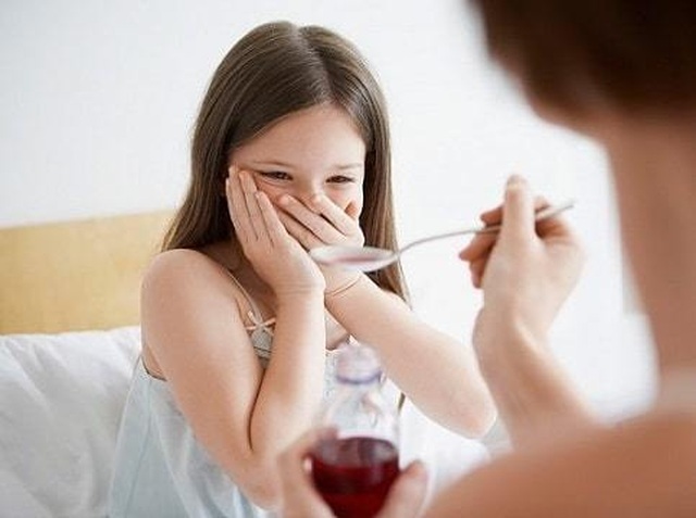 PGS.TS Hoàng Công Đắc: “Nhiễm vi khuẩn HP không điều trị dứt điểm sẽ khiến trẻ ngày càng xanh xao, chậm lớn” - 3 PGS.TS Hoàng Công Đắc: “Nhiễm vi khuẩn HP không điều trị dứt điểm sẽ khiến trẻ ngày càng xanh xao, chậm lớn” - 3