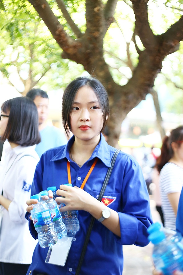 Học sinh THPT Phan Đình Phùng gửi tặng các sĩ tử lời chúc “ngọt như kẹo” - 6 Học sinh THPT Phan Đình Phùng gửi tặng các sĩ tử lời chúc “ngọt như kẹo” - 6