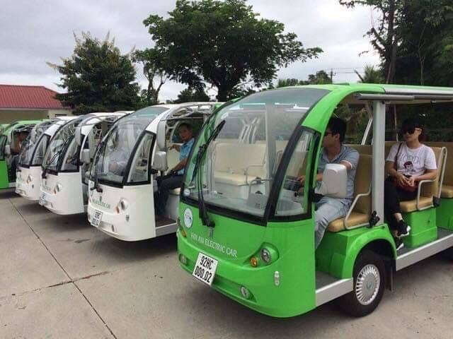 Xe điện phục vụ khách du lịch ở TP Hội An Xe điện phục vụ khách du lịch ở TP Hội An
