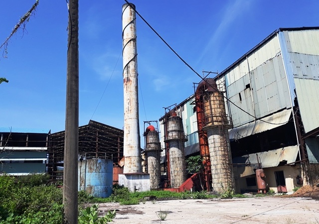 Vụ hơn 300 công nhân bị nợ lương: Hoang tàn nhà máy trăm tỷ chờ bán sắt vụn - 4 Vụ hơn 300 công nhân bị nợ lương: Hoang tàn nhà máy trăm tỷ chờ bán sắt vụn - 4