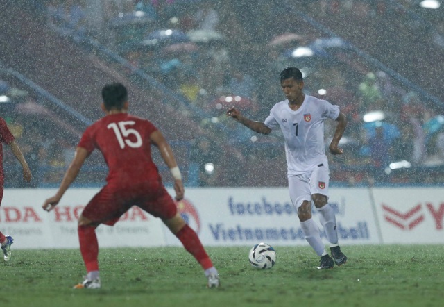 U23 Việt Nam 2-0 U23 Myanmar: Việt Hưng, Tiến Linh lập công - 11