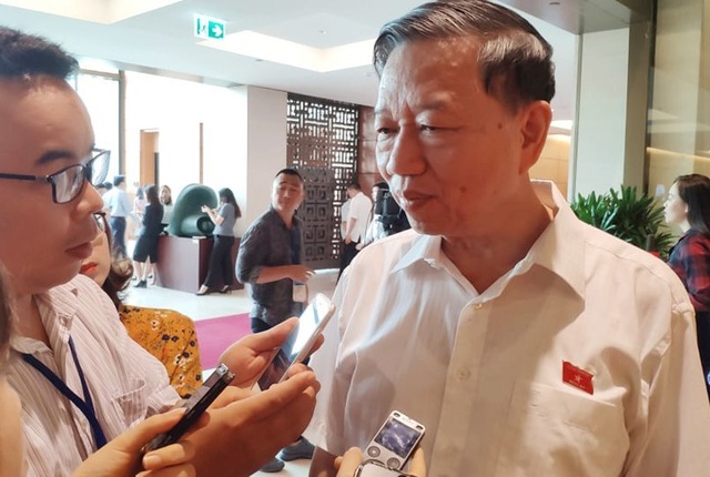 Bộ trưởng Công an Tô Lâm nói về đường dây xăng giả 3.000 tỷ đồng - 1 Bộ trưởng Công an Tô Lâm nói về đường dây xăng giả 3.000 tỷ đồng - 1