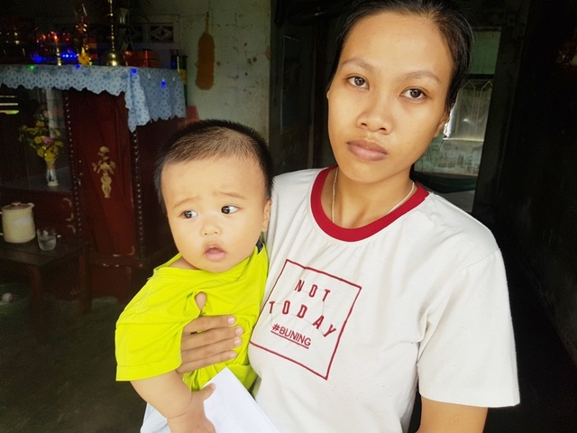 Bạn đọc Dân trí ủng hộ bé trai bệnh não úng thủy hơn 37 triệu đồng - 3 Bạn đọc Dân trí ủng hộ bé trai bệnh não úng thủy hơn 37 triệu đồng - 3