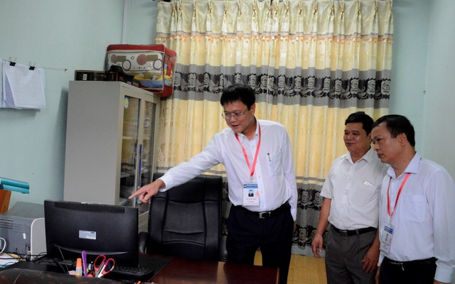Thứ trưởng Bộ Giáo dục thị sát kiểm tra công tác chuẩn bị thi tại Cao Bằng - 3 Thứ trưởng Bộ Giáo dục thị sát kiểm tra công tác chuẩn bị thi tại Cao Bằng - 3