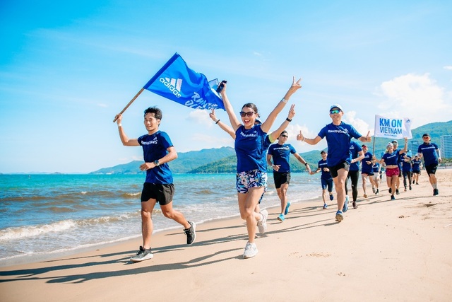 200 người tham gia sự kiện chạy vì môi trường biển tại Quy Nhơn khởi xướng bởi Adidas x parley - 5 200 người tham gia sự kiện chạy vì môi trường biển tại Quy Nhơn khởi xướng bởi Adidas x parley - 5