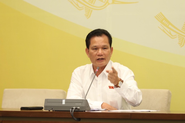 Thẩm tra luật chống tác hại rượu bia, tôi cũng bị gán lobby cho doanh nghiệp” - 1 Thẩm tra luật chống tác hại rượu bia, tôi cũng bị gán lobby cho doanh nghiệp” - 1