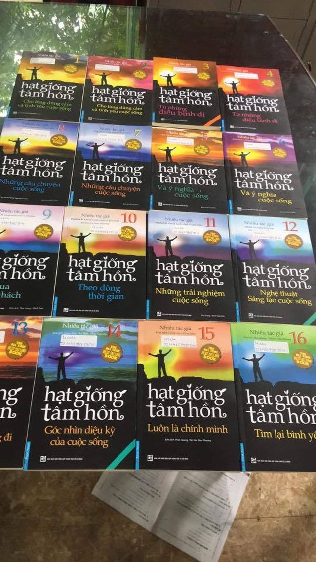 Sách in lậu, sách giả giá cao hơn sách thật để lừa bạn đọc - 4 Sách in lậu, sách giả giá cao hơn sách thật để lừa bạn đọc - 4