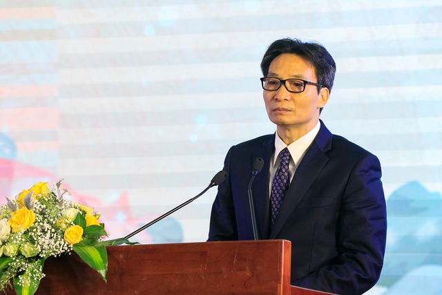 Phó Thủ tướng Vũ Đức Đam kêu gọi doanh nghiệp đàn anh nâng đỡ Startup Việt - 1 Phó Thủ tướng Vũ Đức Đam kêu gọi doanh nghiệp đàn anh nâng đỡ Startup Việt - 1