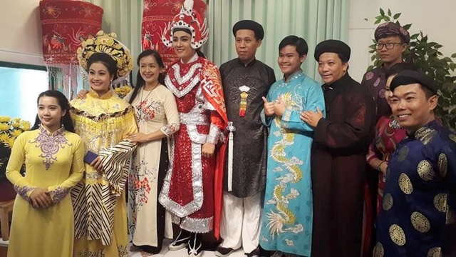Giản dị và ấm cúng Lễ tưởng niệm 4 năm ngày mất GS.TS Trần Văn Khê - 15 Giản dị và ấm cúng Lễ tưởng niệm 4 năm ngày mất GS.TS Trần Văn Khê - 15
