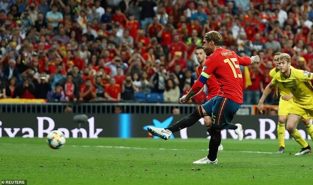 Tây Ban Nha 3-0 Thụy Điển: Ramos, Morata lập công - 2 Tây Ban Nha 3-0 Thụy Điển: Ramos, Morata lập công - 2