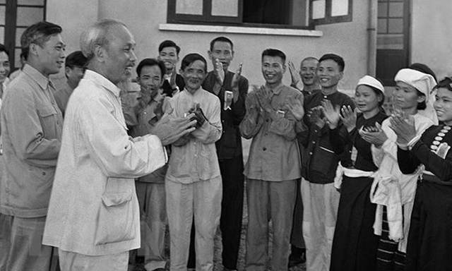 50 năm thực hiện Di chúc Bác Hồ: Lời dặn đầu tiên của Bác - 1 50 năm thực hiện Di chúc Bác Hồ: Lời dặn đầu tiên của Bác - 1