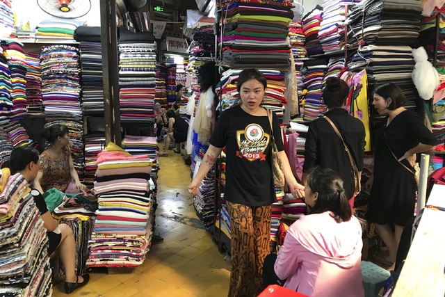 Thăm những ngôi chợ lâu đời nổi tiếng ở Hà Nội - 15 Thăm những ngôi chợ lâu đời nổi tiếng ở Hà Nội - 15