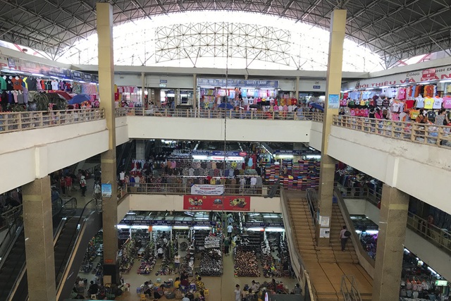 Thăm những ngôi chợ lâu đời nổi tiếng ở Hà Nội - 2 Thăm những ngôi chợ lâu đời nổi tiếng ở Hà Nội - 2