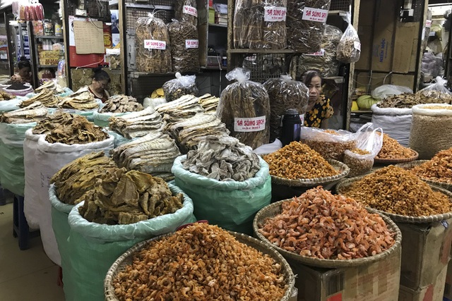 Thăm những ngôi chợ lâu đời nổi tiếng ở Hà Nội - 4 Thăm những ngôi chợ lâu đời nổi tiếng ở Hà Nội - 4