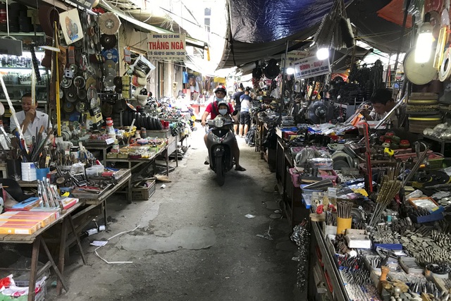 Thăm những ngôi chợ lâu đời nổi tiếng ở Hà Nội - 6 Thăm những ngôi chợ lâu đời nổi tiếng ở Hà Nội - 6