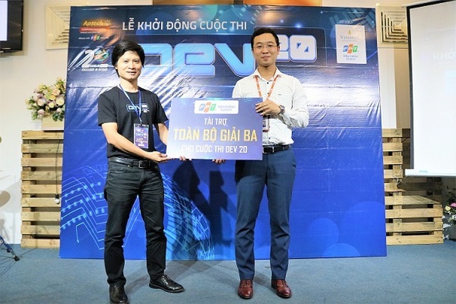 Vinmec và FPT IS tài trợ cho cuộc thi lập trình kỷ niệm 20 năm FPT Aptech - 3 Vinmec và FPT IS tài trợ cho cuộc thi lập trình kỷ niệm 20 năm FPT Aptech - 3